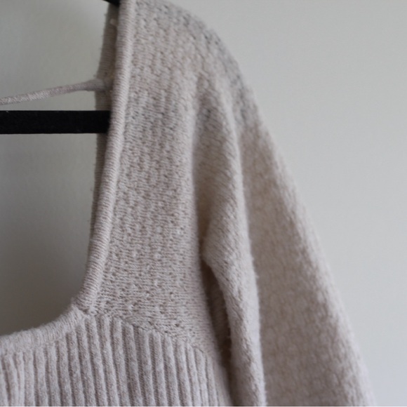 Cream Ribbed Knit Sweater - Picture 3 of 4